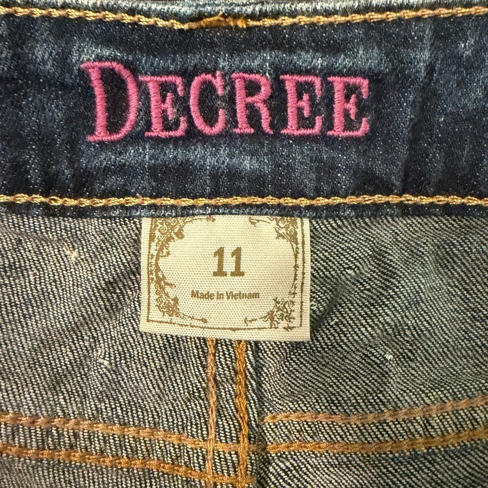 Decree Blue Jean Shorts Distressed Vintage Look - Picture 4 of 4